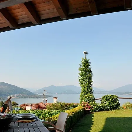 Villa Piantini Sleeps 8 With Pool And Air Con Meina